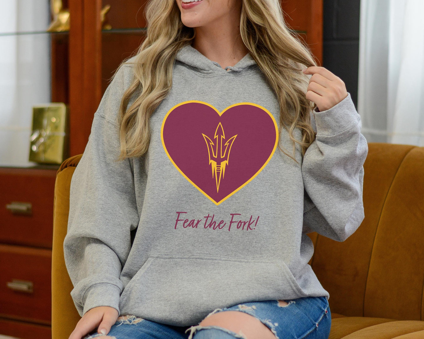 Single Logo Heart Hooded Sweatshirt