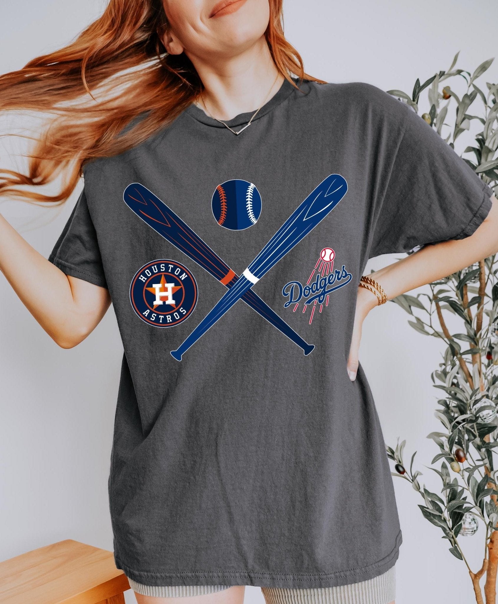 Crossed Bats Logos Baseball T-shirt - Tailgate Vibes