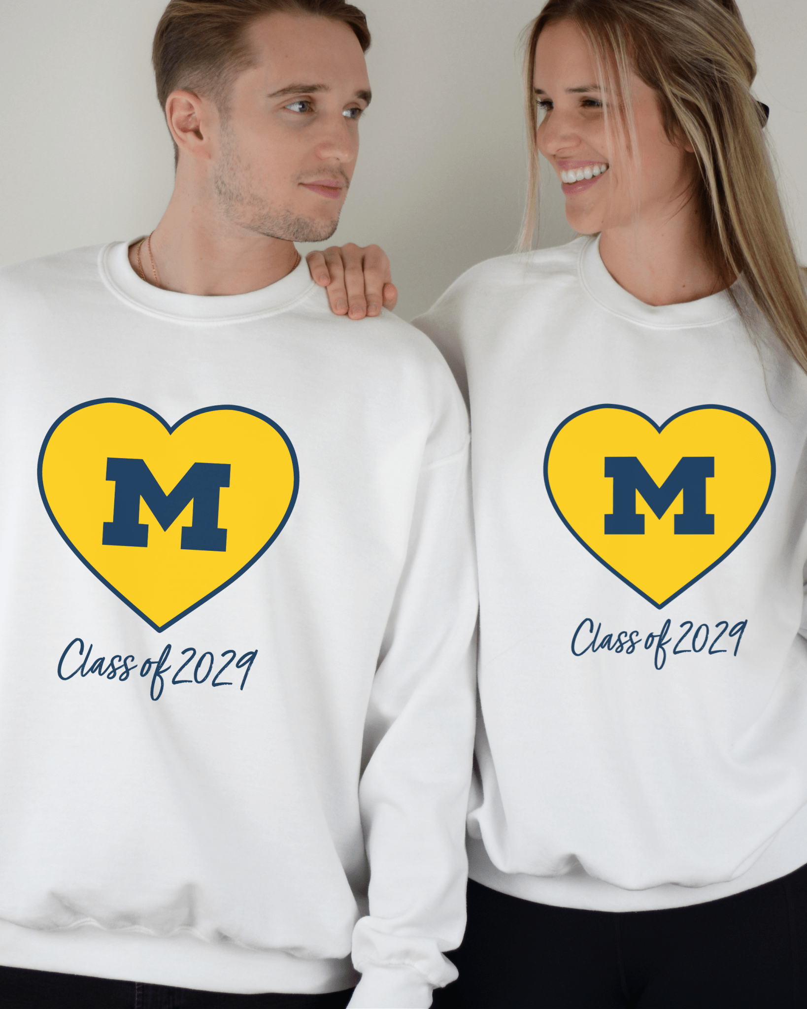Single Logo Heart "Class Of" crewneck sweatshirt - Tailgate Vibes